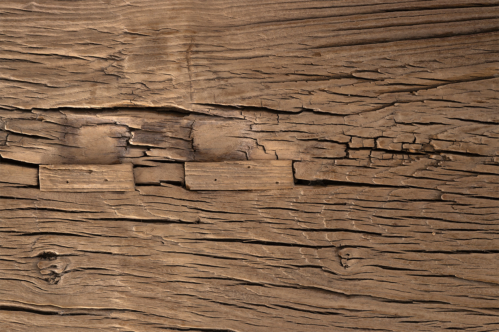 Reclaimed Elm Console on Minimalistic Steel Base