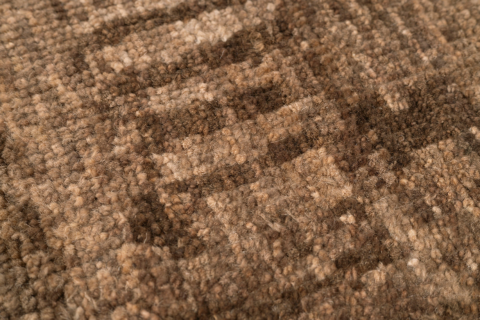 Modern Woven Wool Rug in Cognac Tone