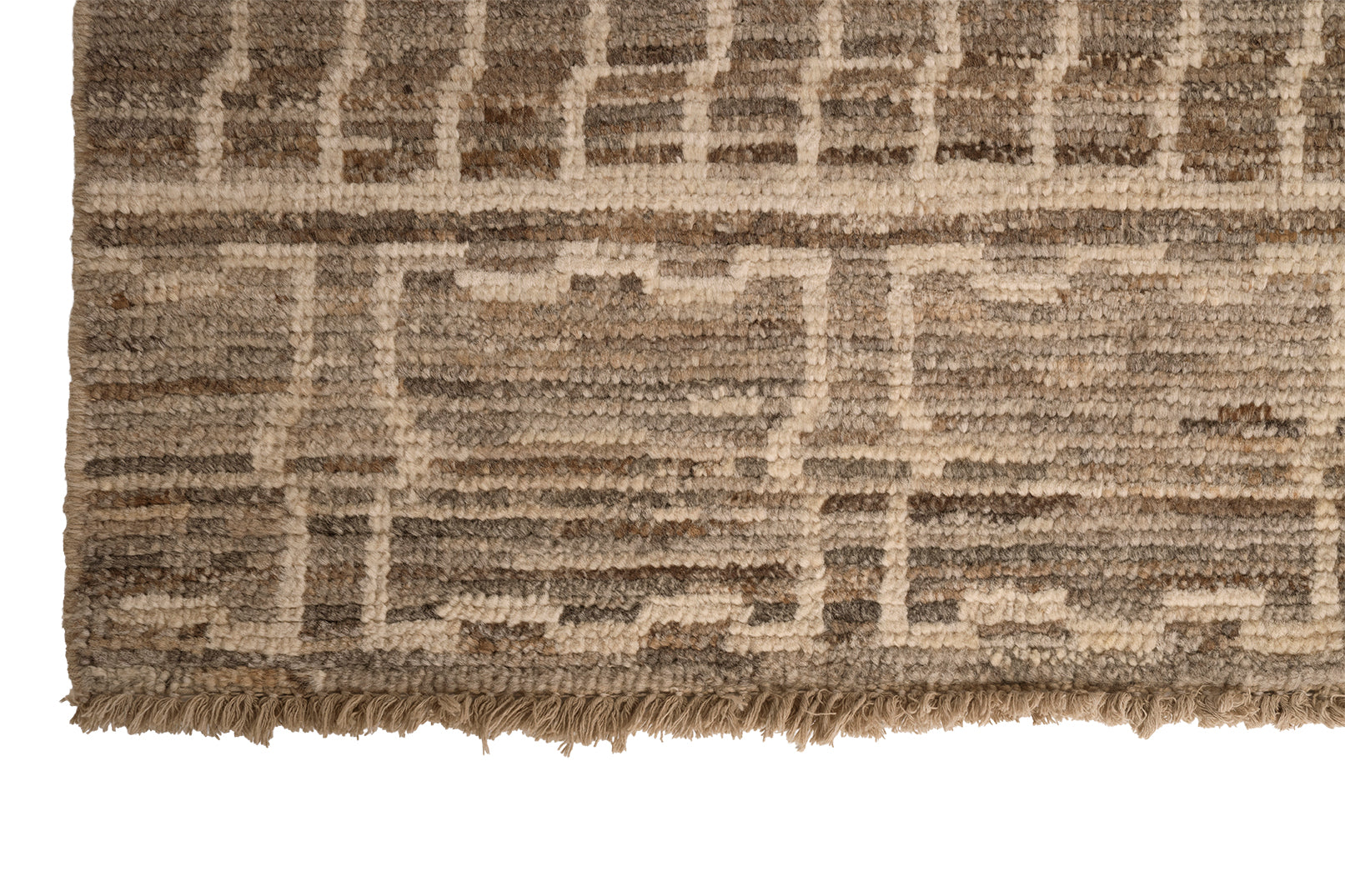 Modern Woven Rug in Gray Geometric Pattern